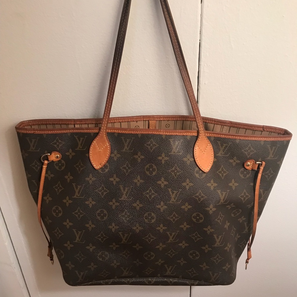 Louis Vuitton Neverfull MM Monogrammed